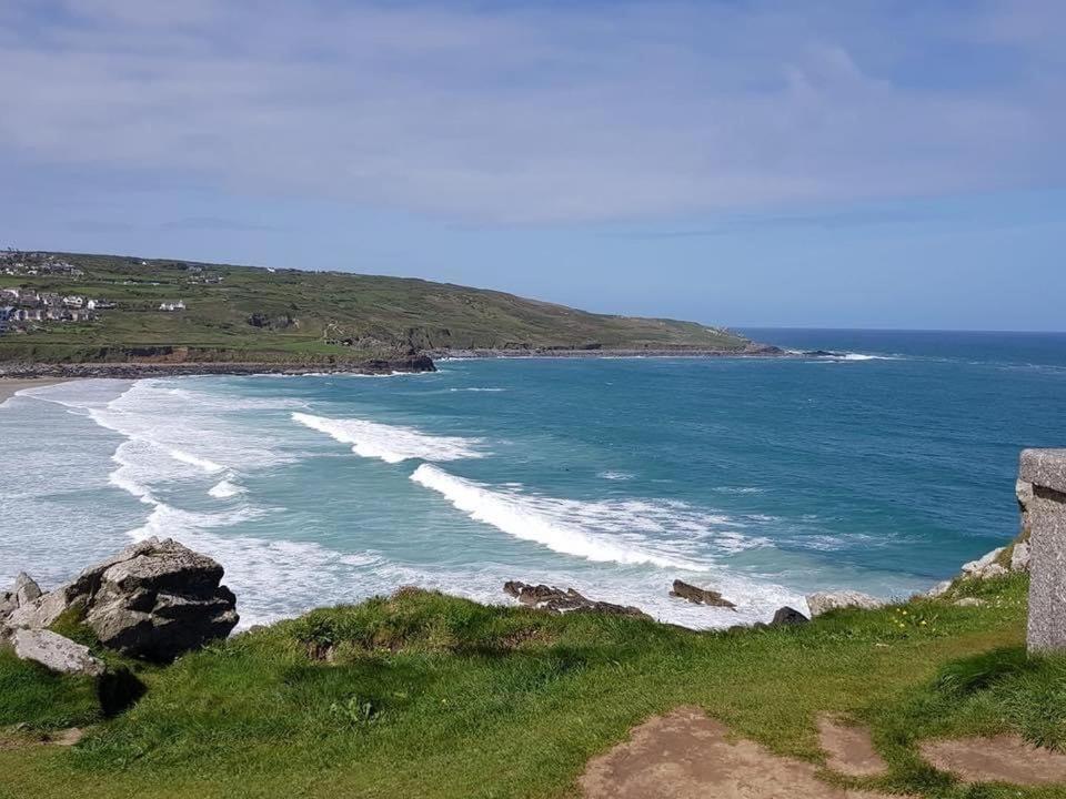 The Lighthouse Penthouse, Studio And Holiday Home St Ives Exterior foto